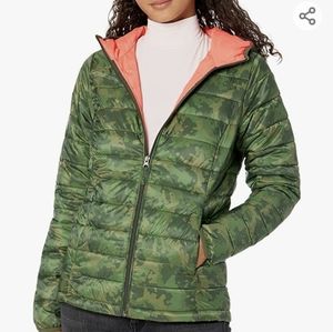 Amazon Essentials NWOT Packable Puffer